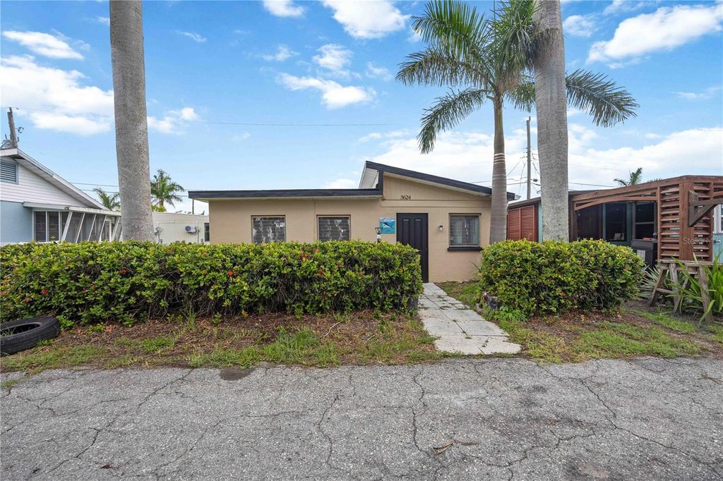 Photo of 3624 115th Street W, Bradenton, FL 34210 (MLS # A4661470)
