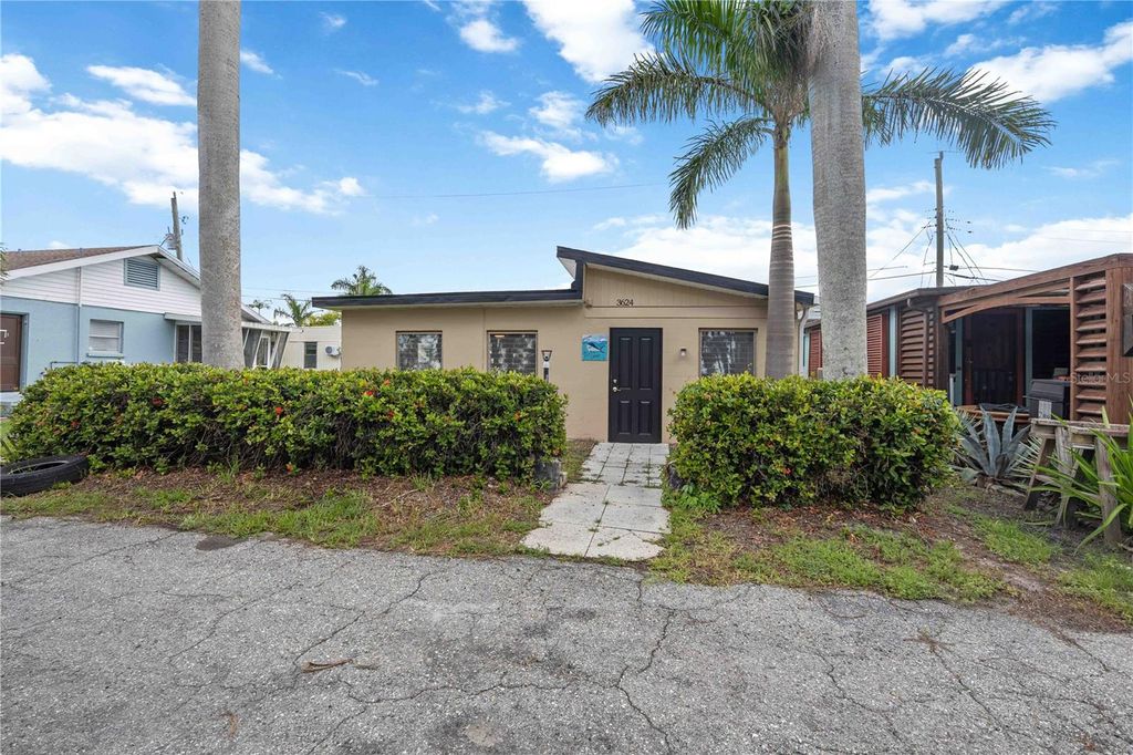 Photo of 3624 115th Street W, Bradenton, FL 34210 (MLS # A4661470)