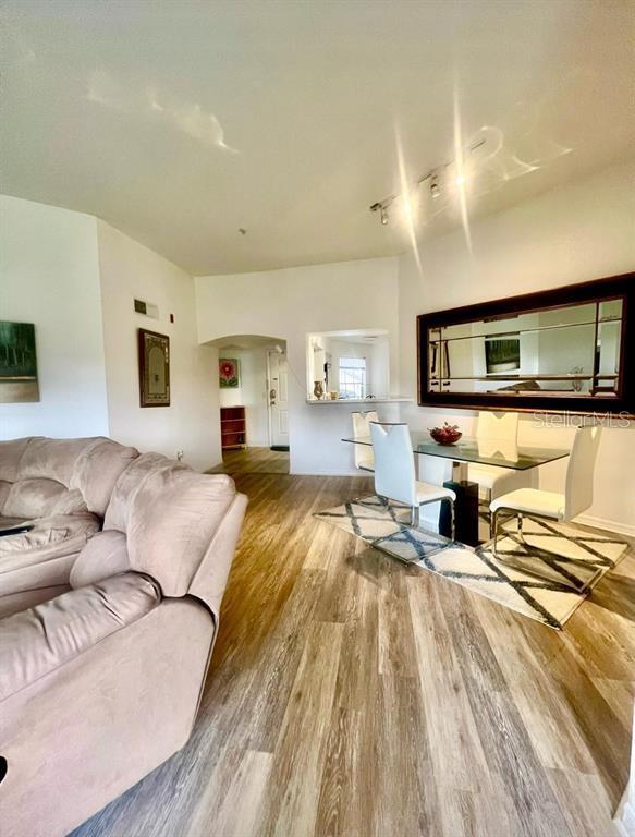 7360 WESTPOINTE BOULEVARD 127