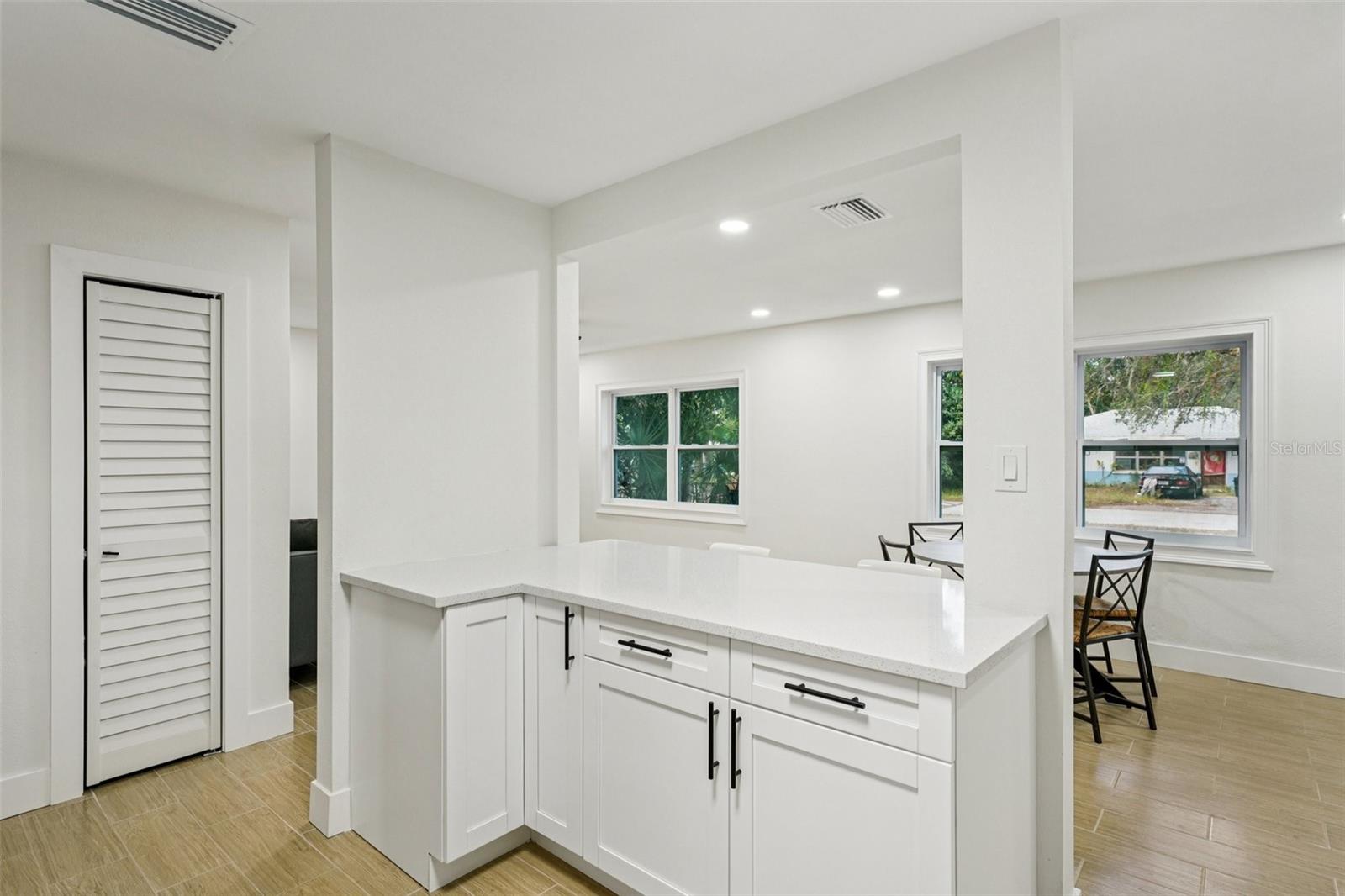 TENNESSEE TERRACE - Residential