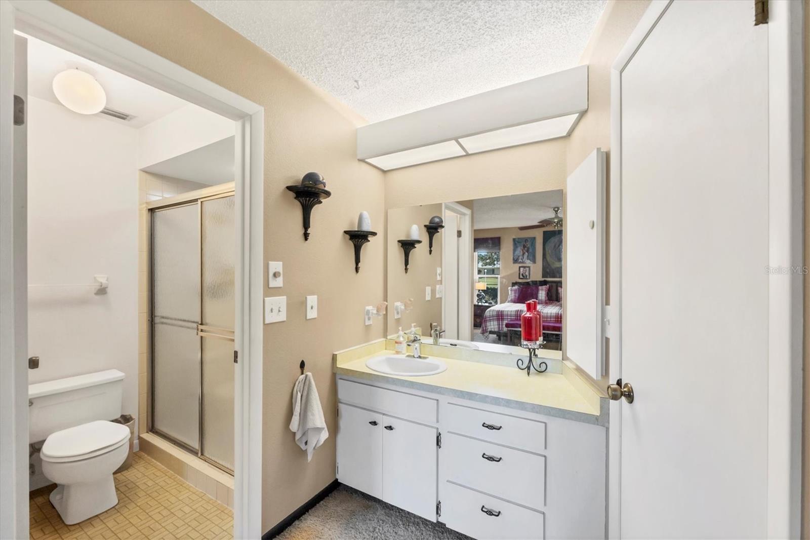 CENTER GATE VILLAGE 2 - Residential