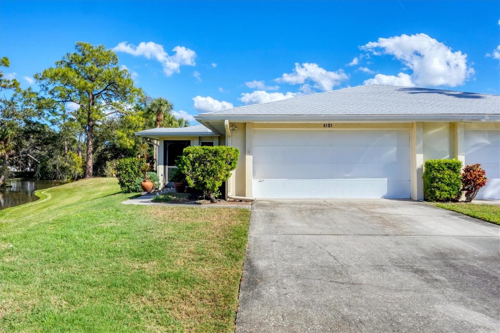 CENTER GATE VILLAGE 2 - Residential