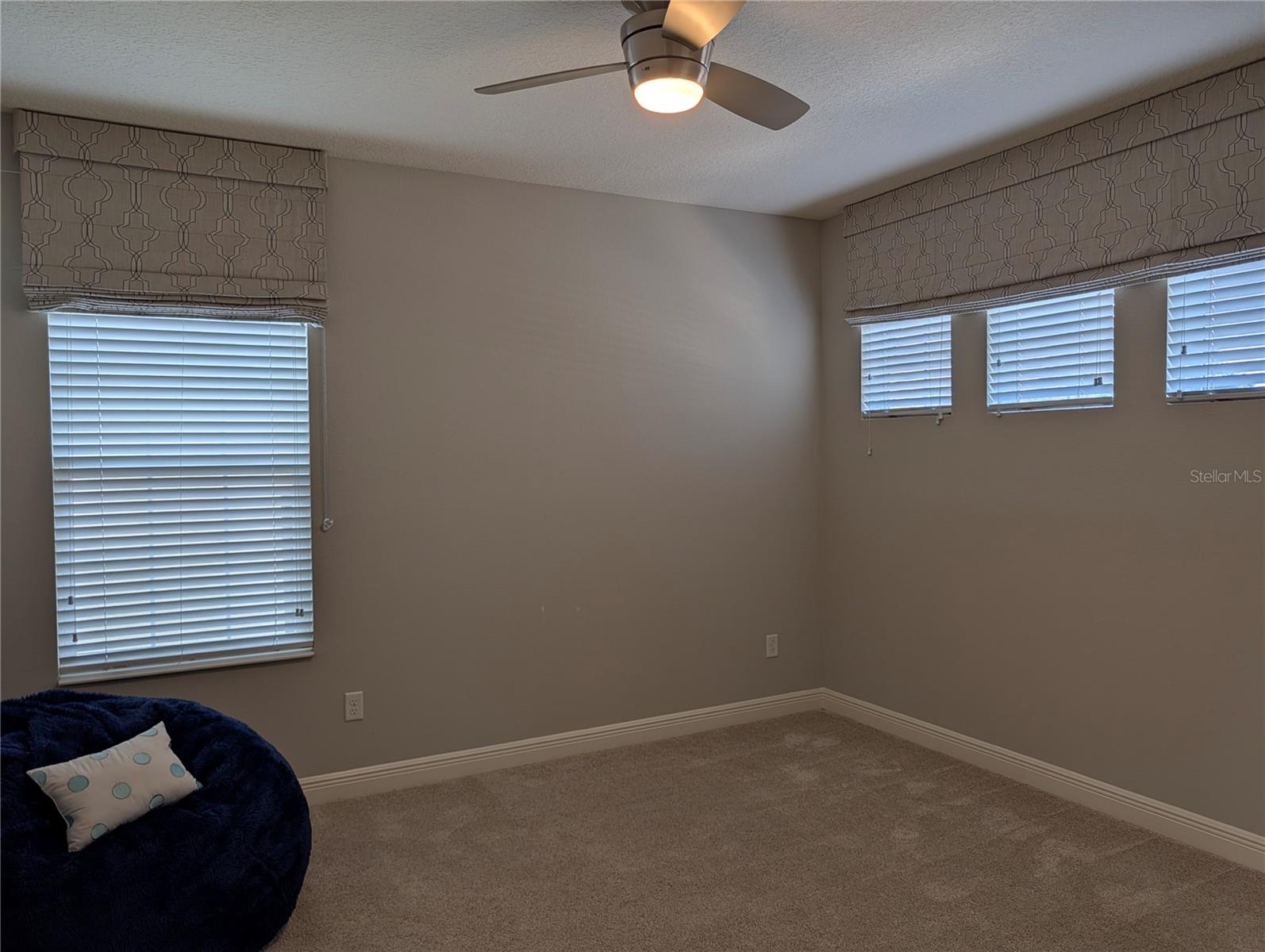 MANORS AT FOREST GLEN - Residential