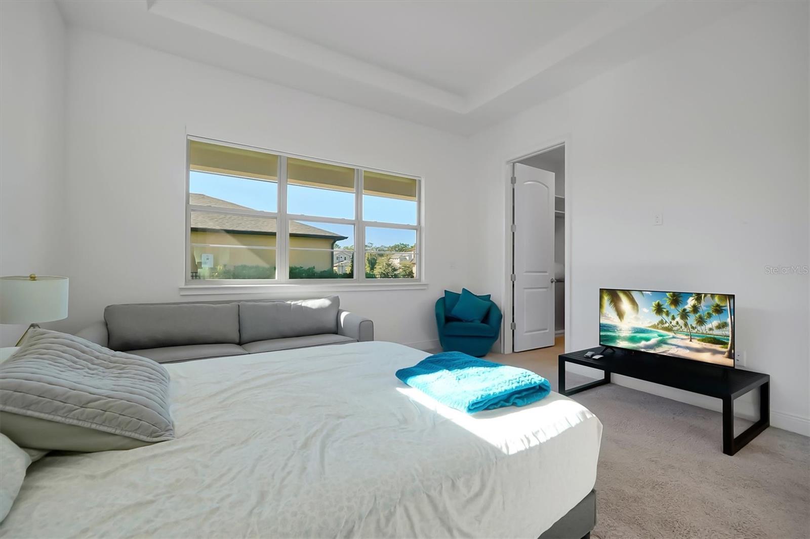 TWIN LAKES PH 8 - Residential