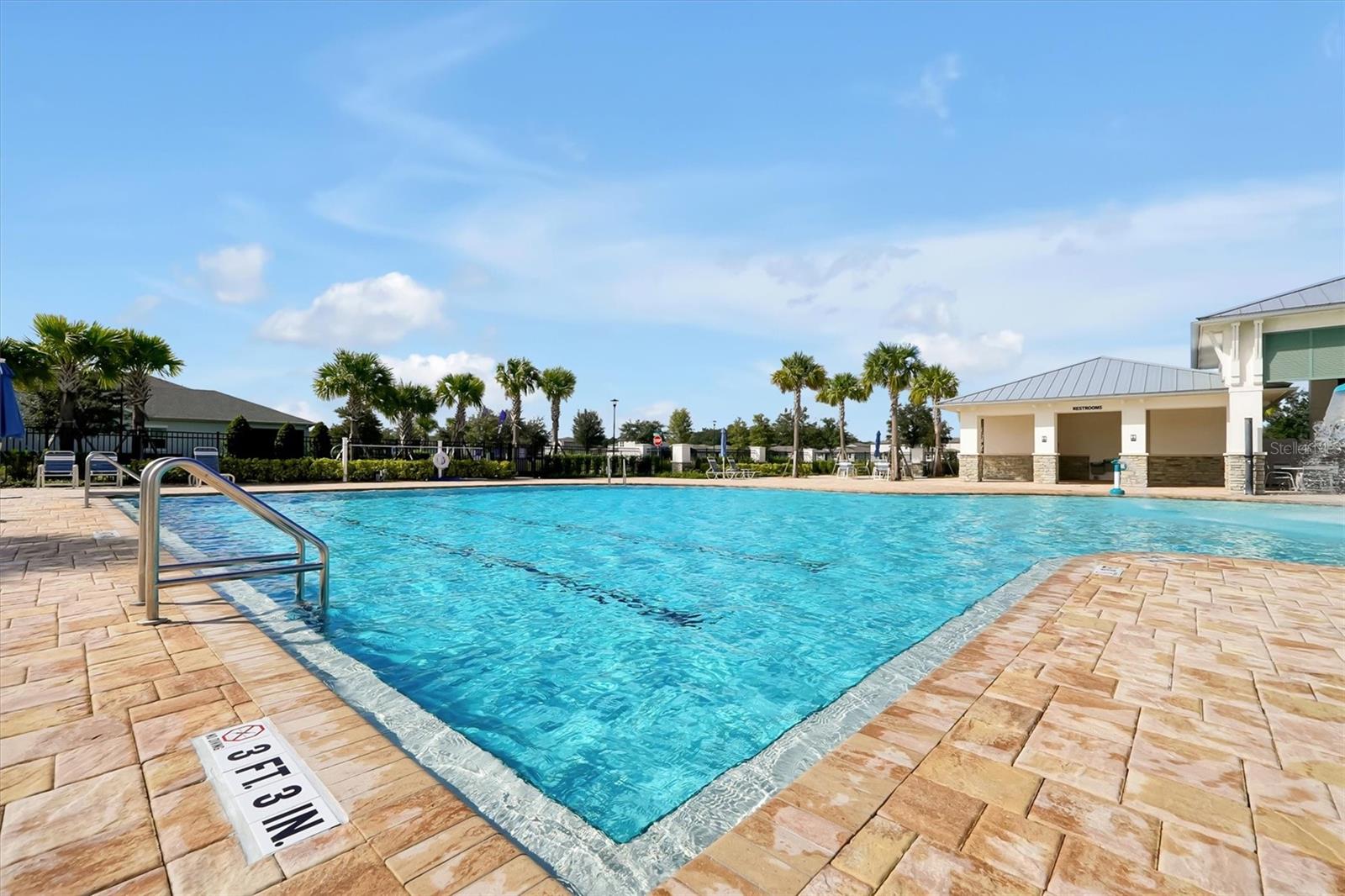 TWIN LAKES PH 8 - Residential