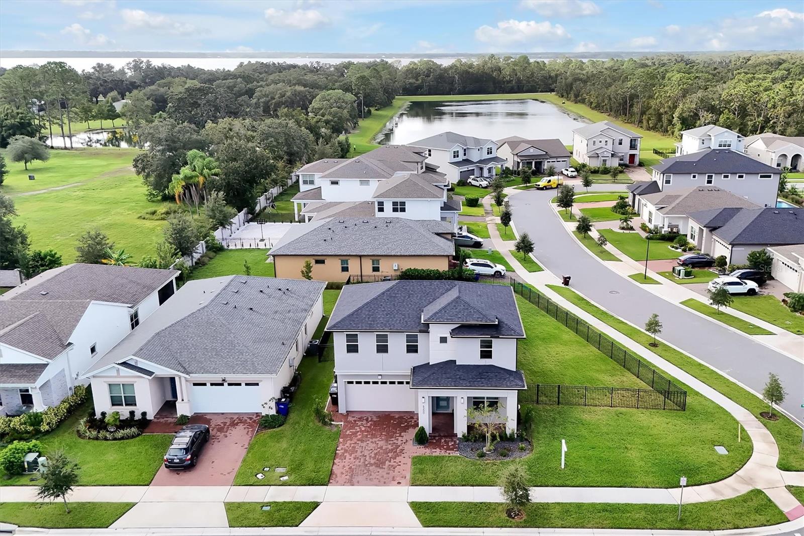 TWIN LAKES PH 8 - Residential