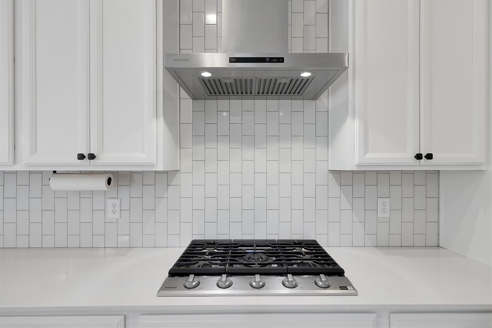 TWIN LAKES PH 8 - Residential