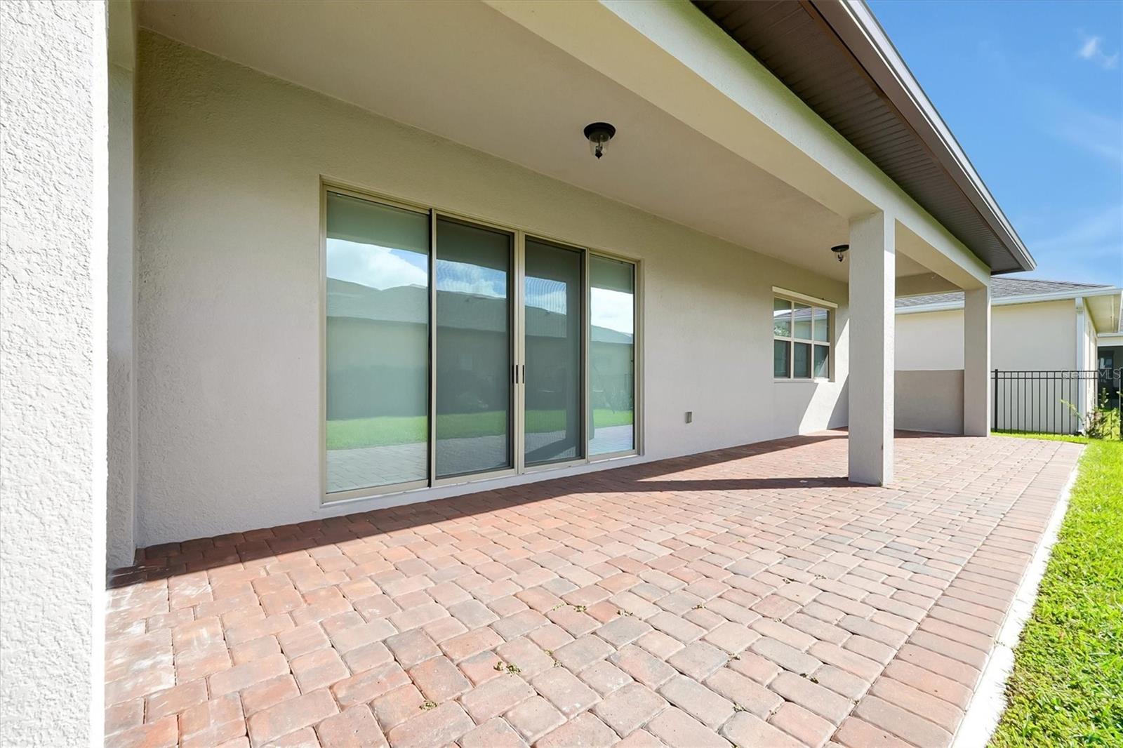 TWIN LAKES PH 8 - Residential