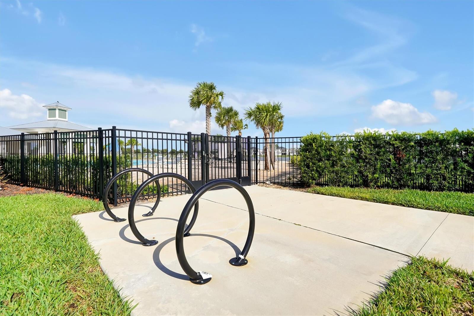 TWIN LAKES PH 8 - Residential