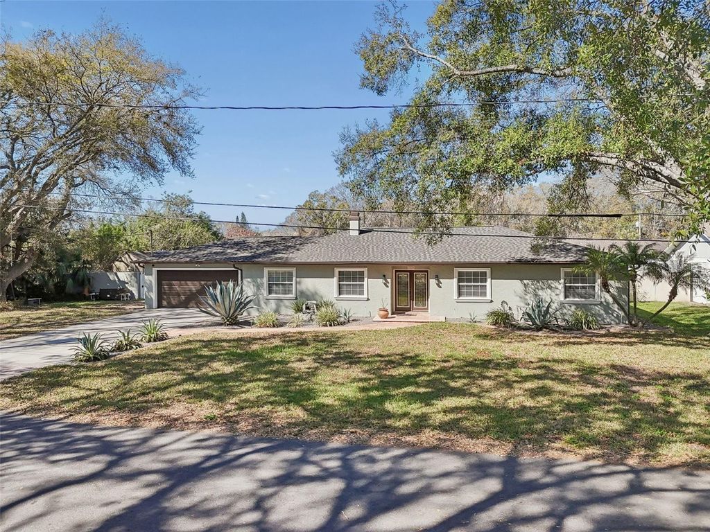 Photo of 7810 N Cameron Avenue, Tampa, FL 33614 (MLS # TB8482942)