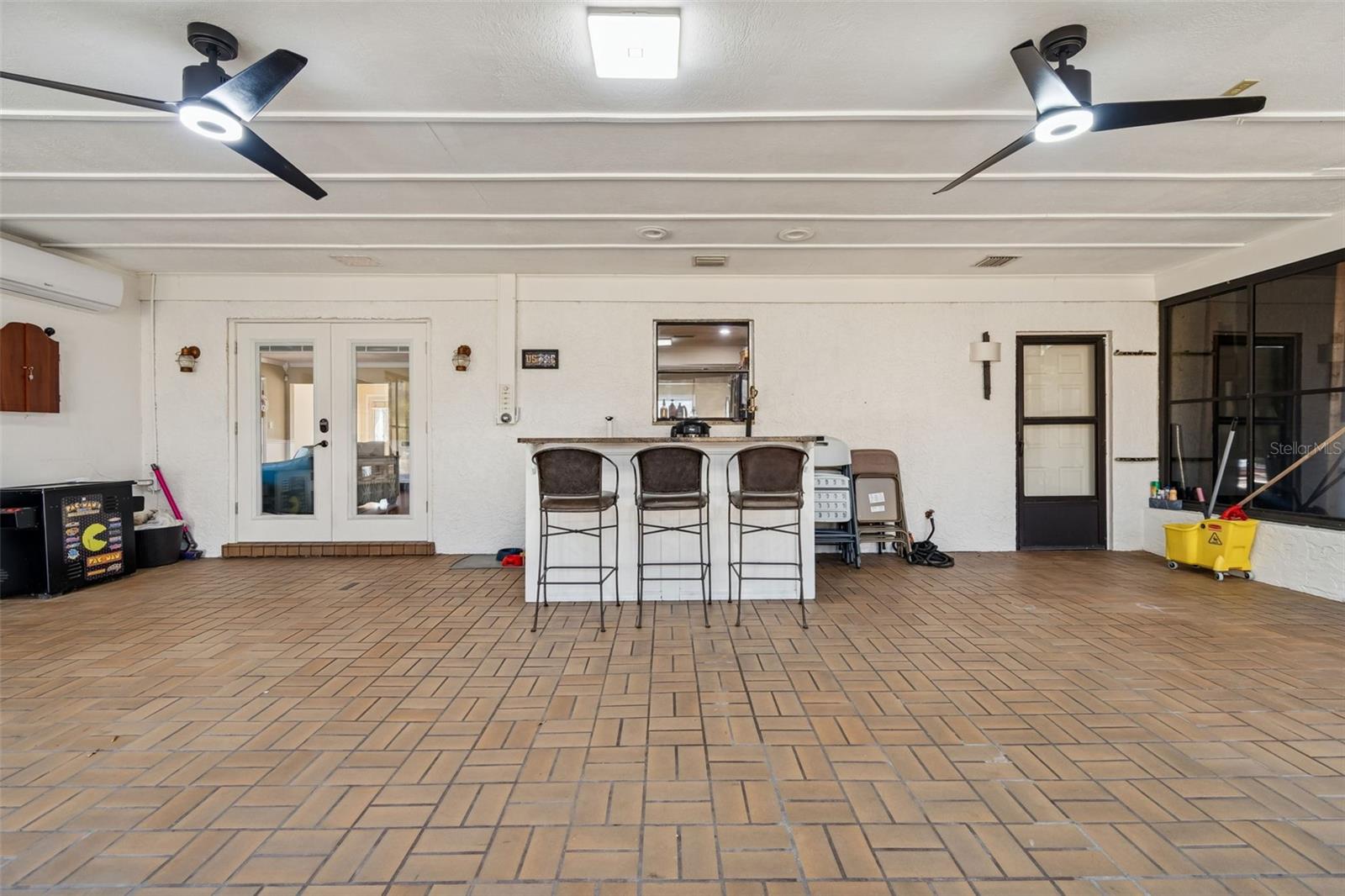 PINECREST VILLA ADD 2 - Residential