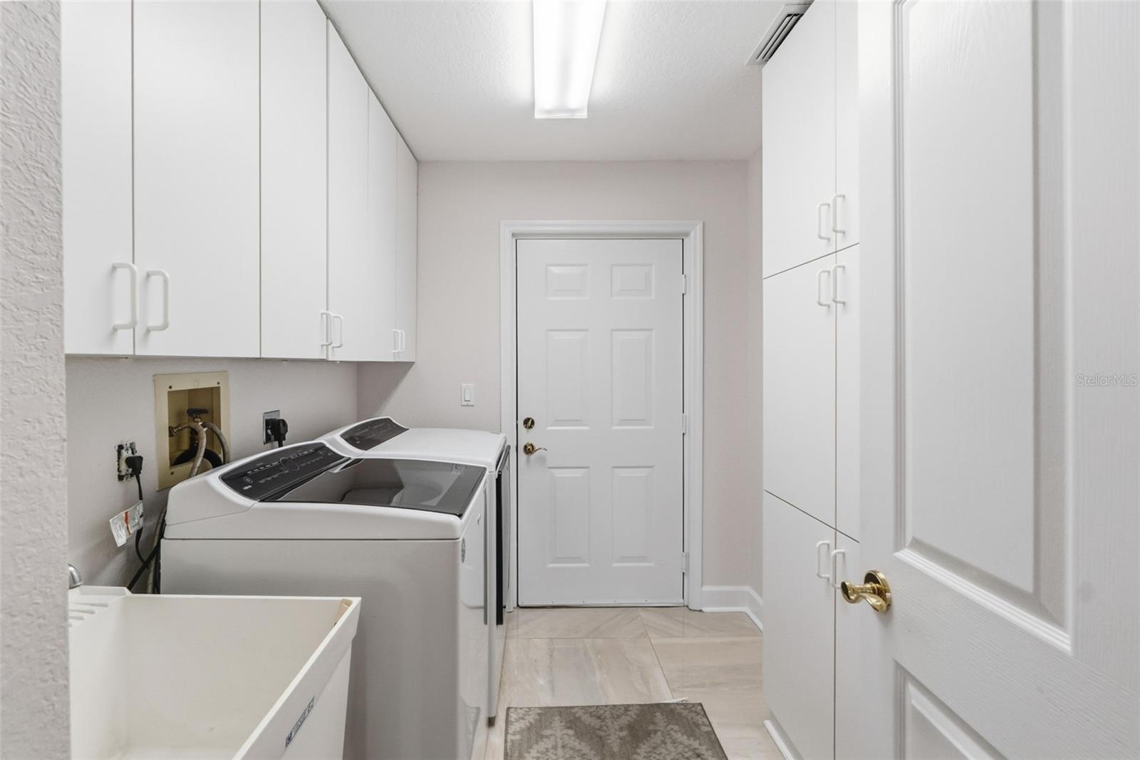 BOUCHARD GARDENS - Residential