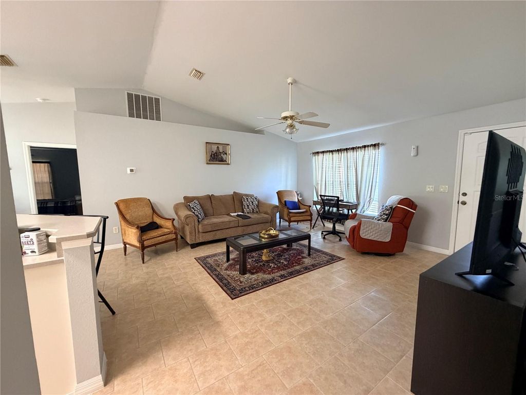 Photo of 16 Pecan Drive Loop, Ocala, FL 34472 (MLS # OM721110)