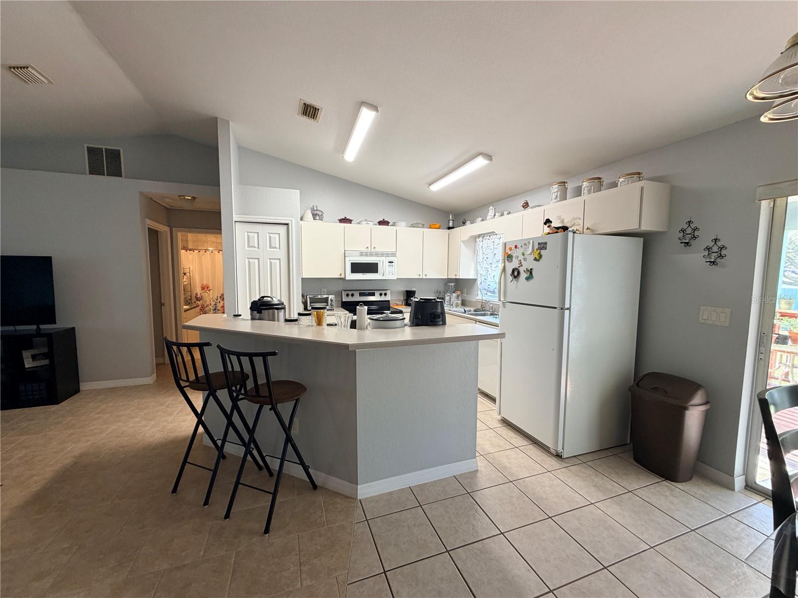 SILVER SPGS SHORES 20 - Residential