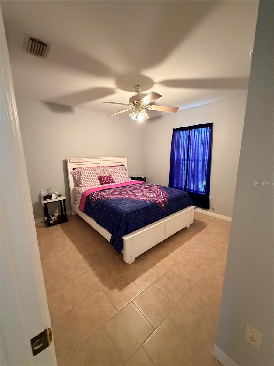 SILVER SPGS SHORES 20 - Residential