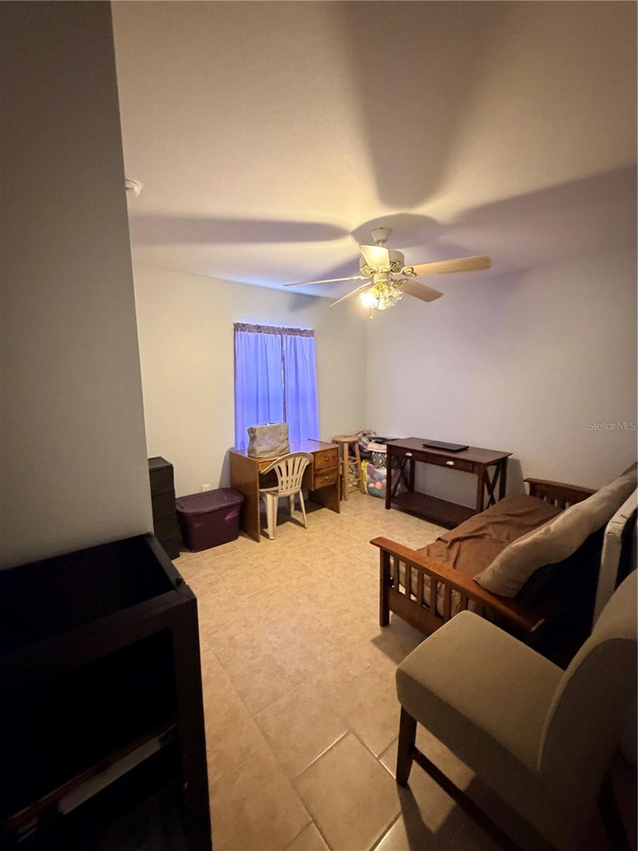 SILVER SPGS SHORES 20 - Residential