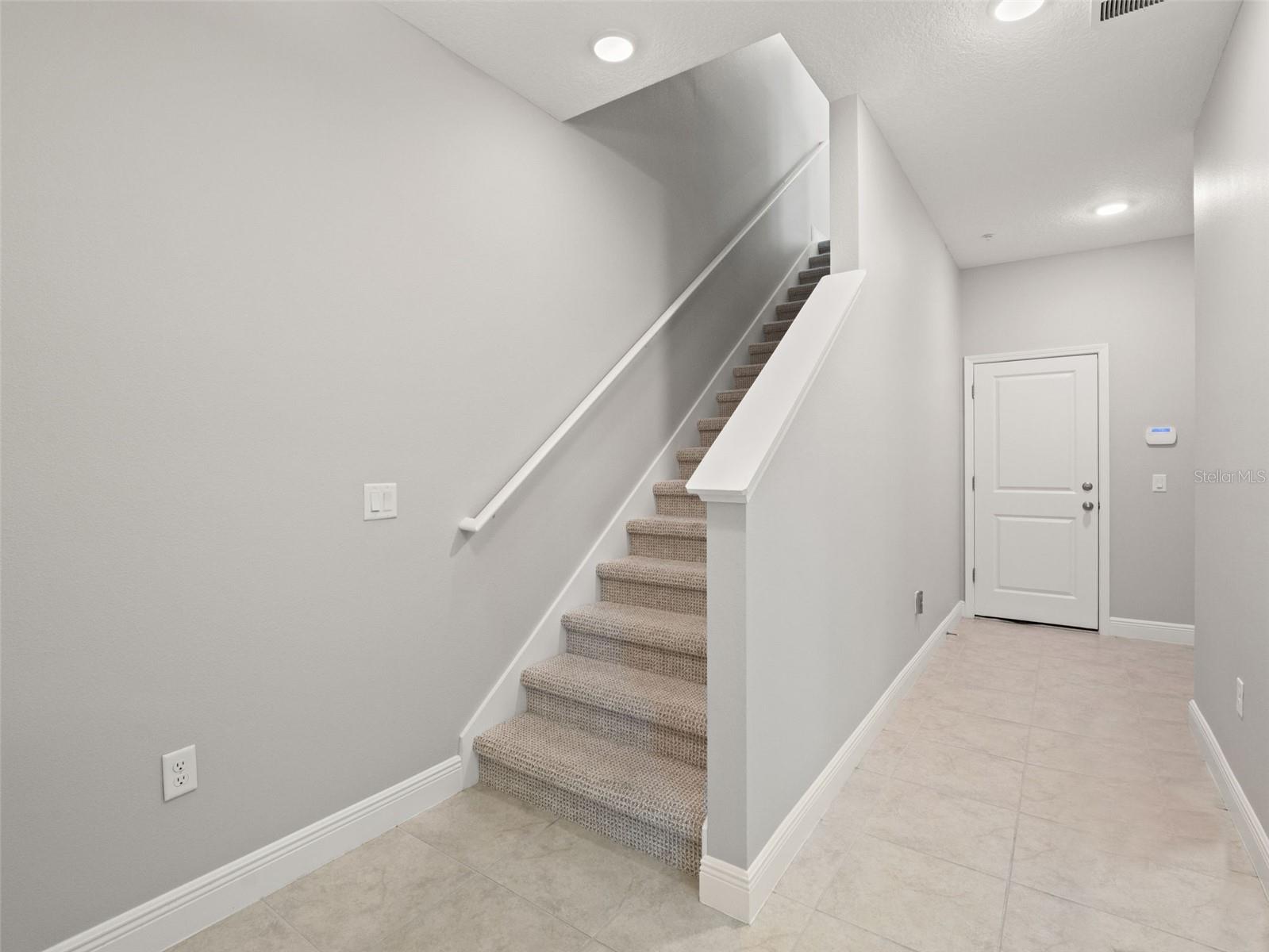 SEMINOLE CROSSING TWNHMS - Residential