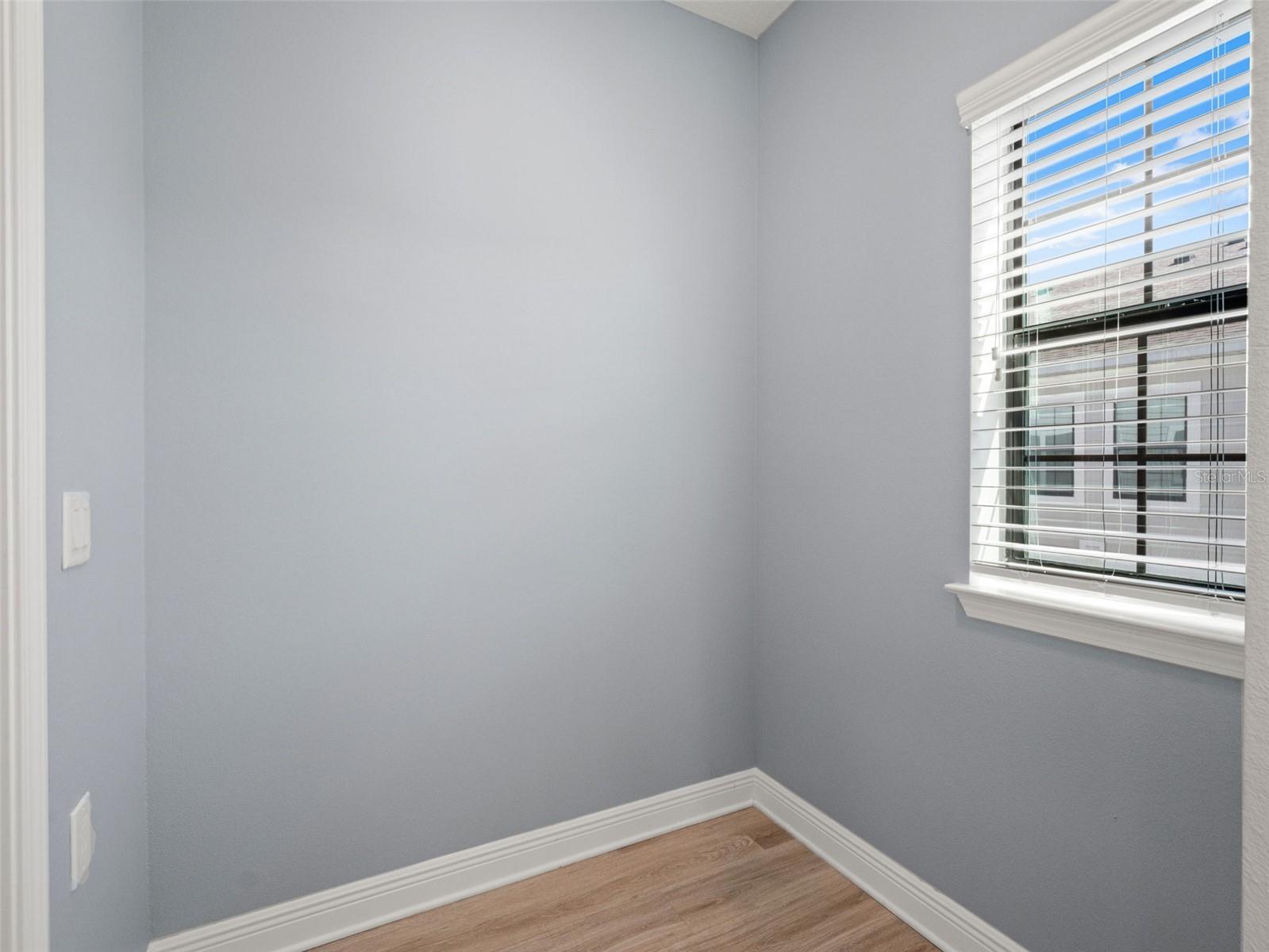 SEMINOLE CROSSING TWNHMS - Residential