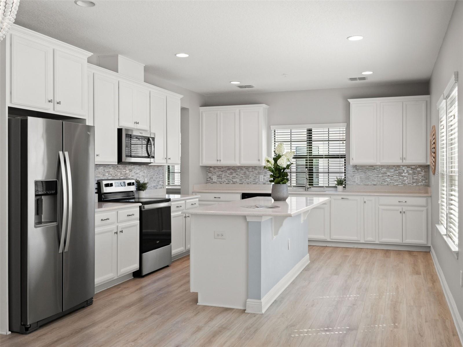 SEMINOLE CROSSING TWNHMS - Residential