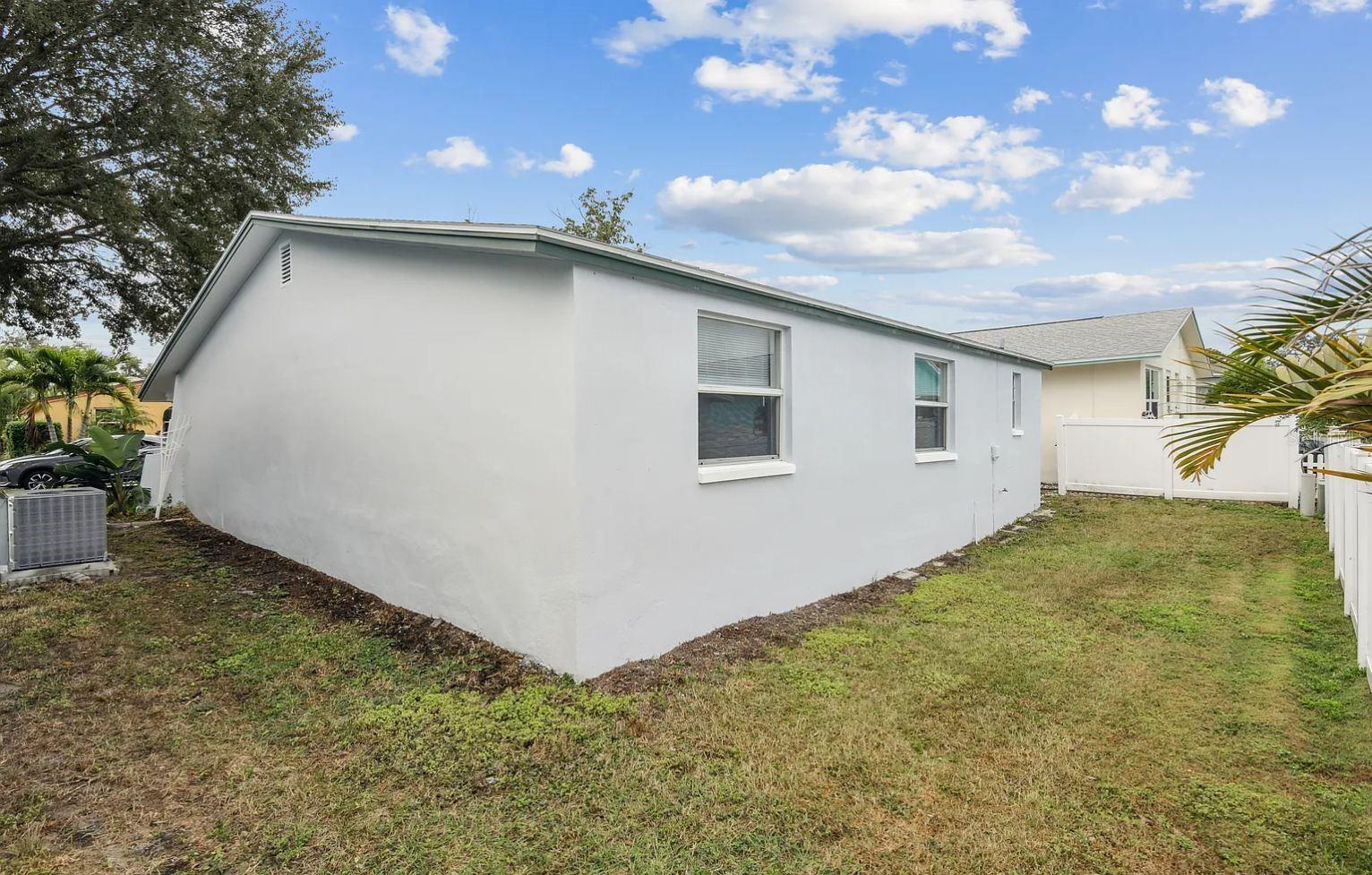 1018 OSPREY COURT