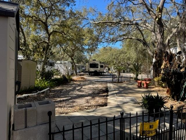 YOGI BEARS JELLYSTONE PARK CONDO - Land