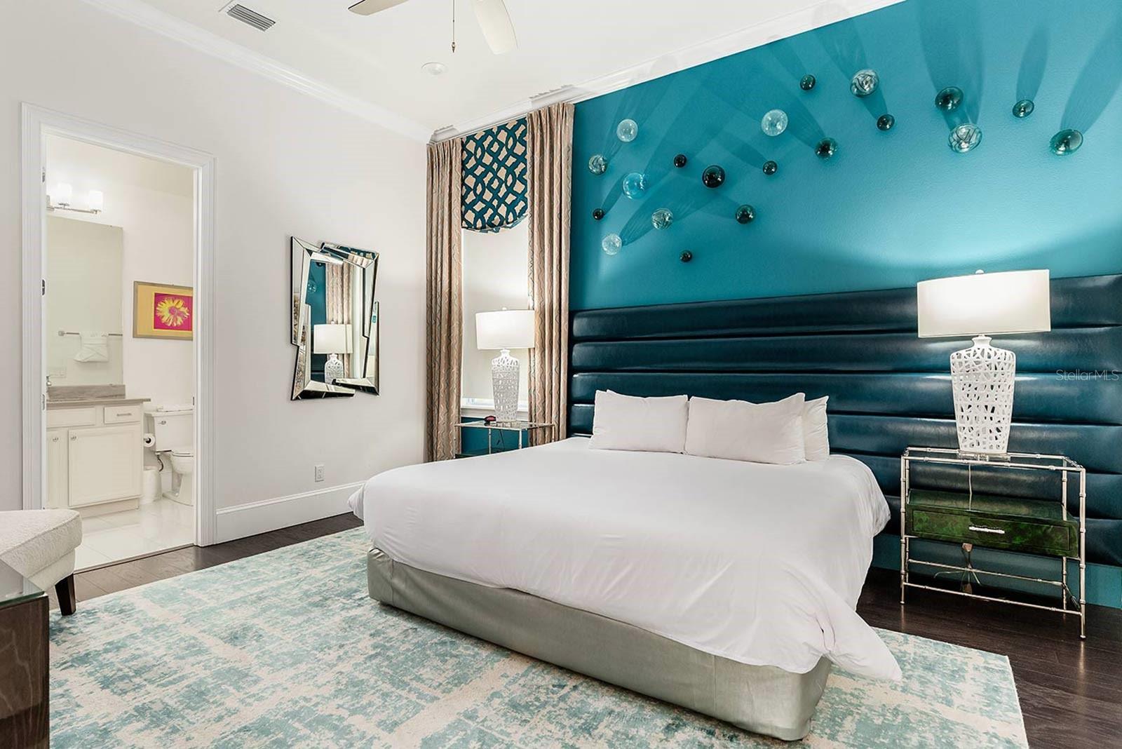 REUNION WEST VLGS NORTH - Residential