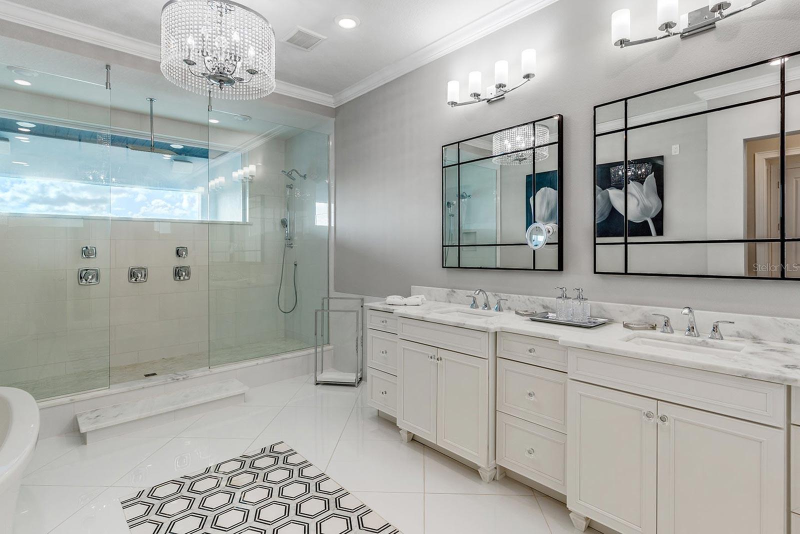 REUNION WEST VLGS NORTH - Residential