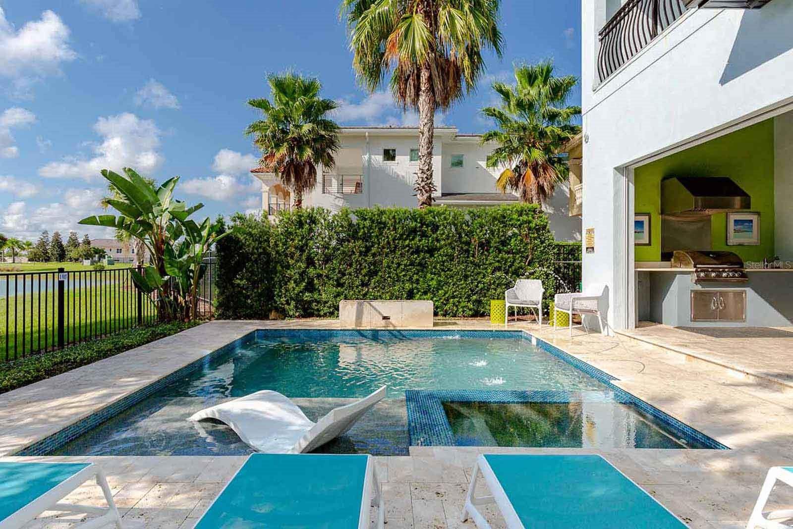 REUNION WEST VLGS NORTH - Residential