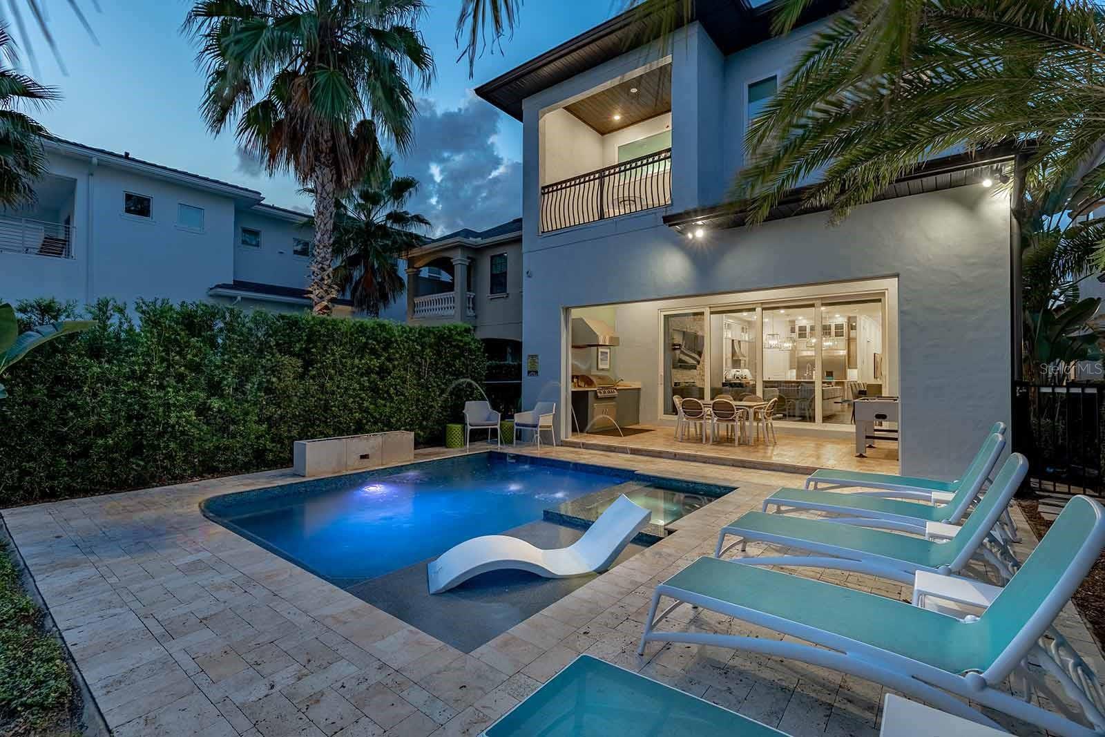 REUNION WEST VLGS NORTH - Residential