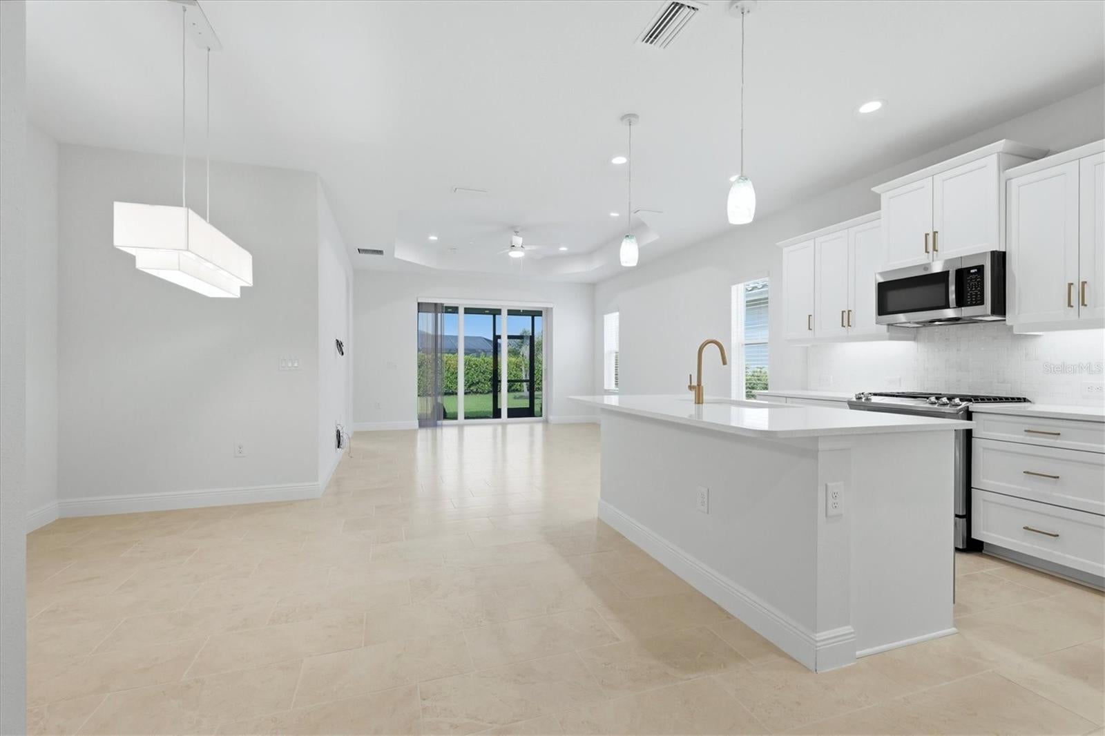2605 STAR APPLE WAY