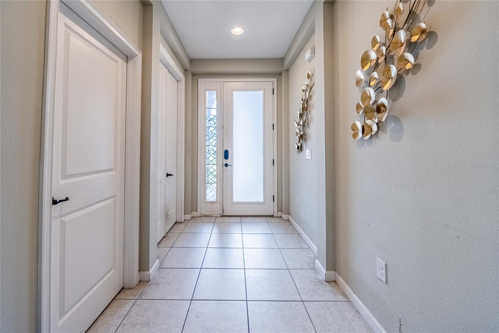 TRINITY RDG - Residential