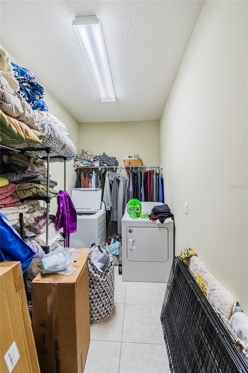 TRINITY RDG - Residential