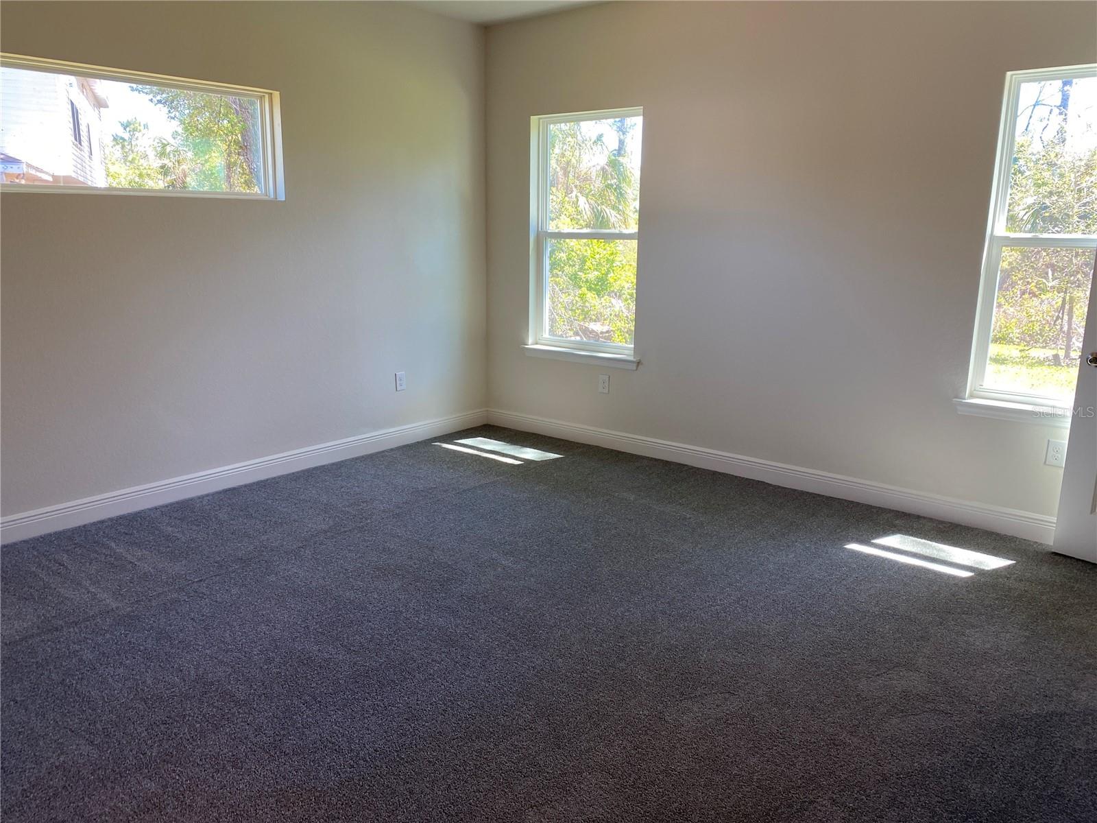 2789 WENONA DRIVE