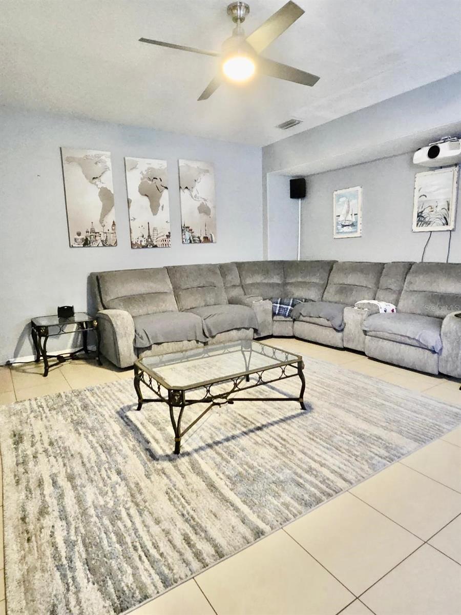 12135 FOX BLOOM AVENUE