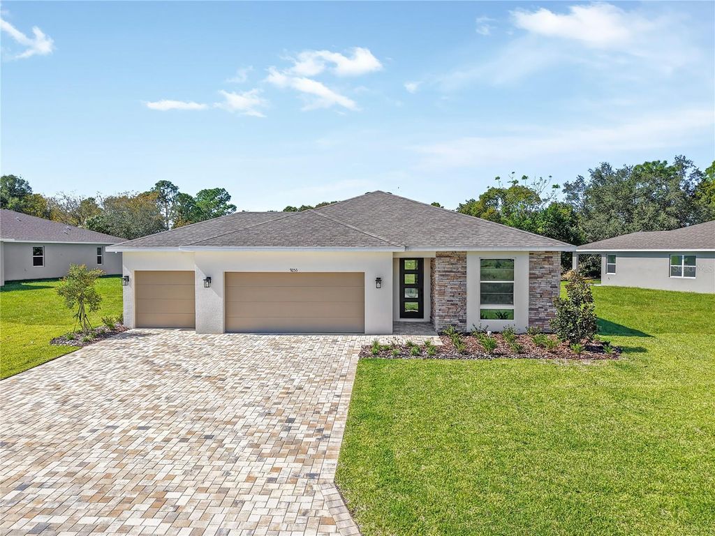 Photo of 9253 Players Drive, Weeki Wachee, FL 34613 (MLS # S5127201)