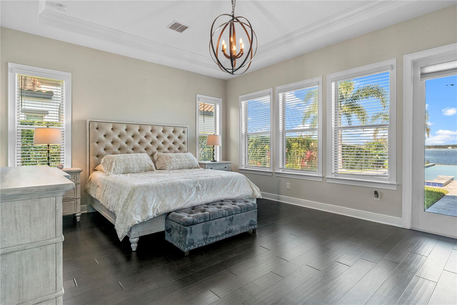 WATERSIDE ON JOHNS LAKE - Residential