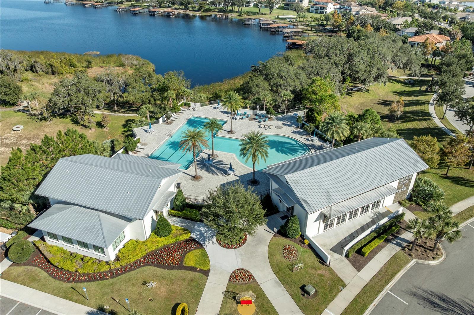 WATERSIDE ON JOHNS LAKE - Residential
