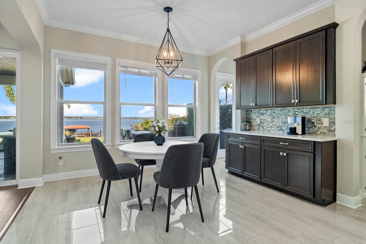 WATERSIDE ON JOHNS LAKE - Residential