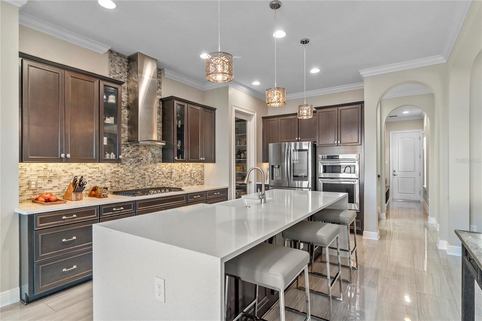 WATERSIDE ON JOHNS LAKE - Residential