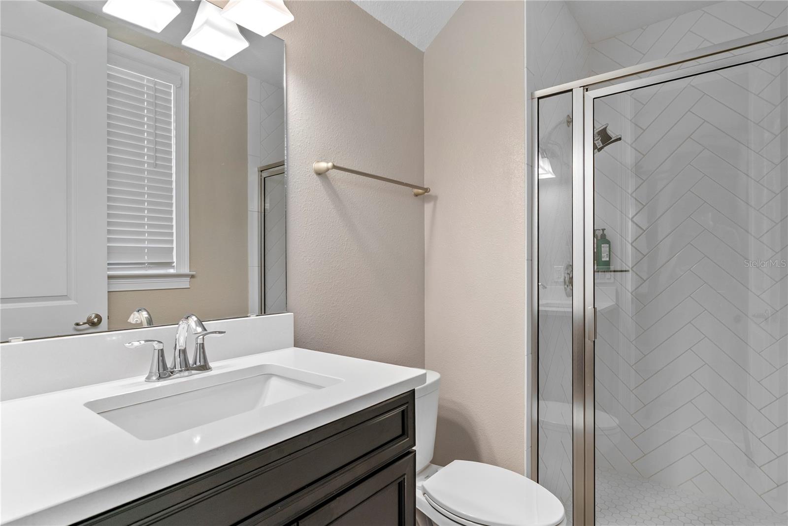 WATERSIDE ON JOHNS LAKE - Residential