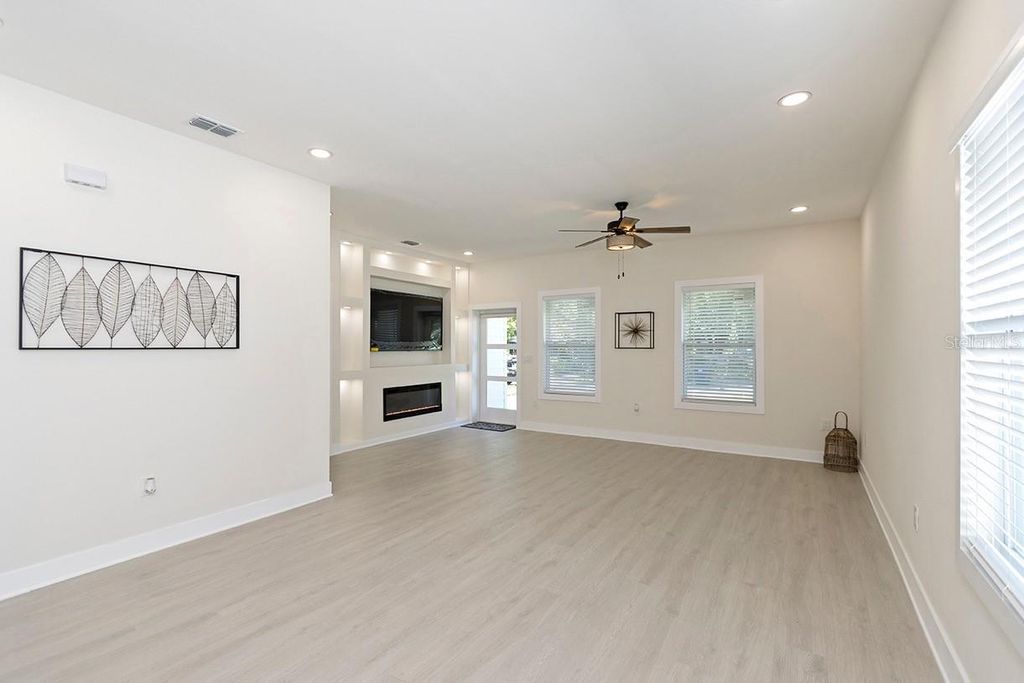 Photo of 8103 N Klondyke Street, Tampa, FL 33604 (MLS # TB8440291)