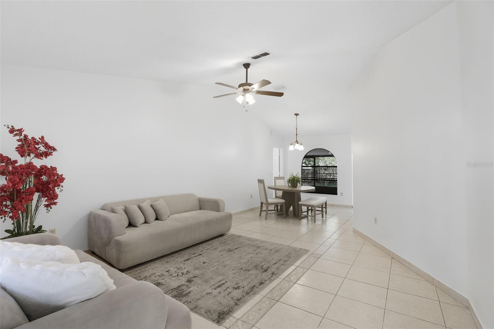 10142 CHESHUNT DRIVE