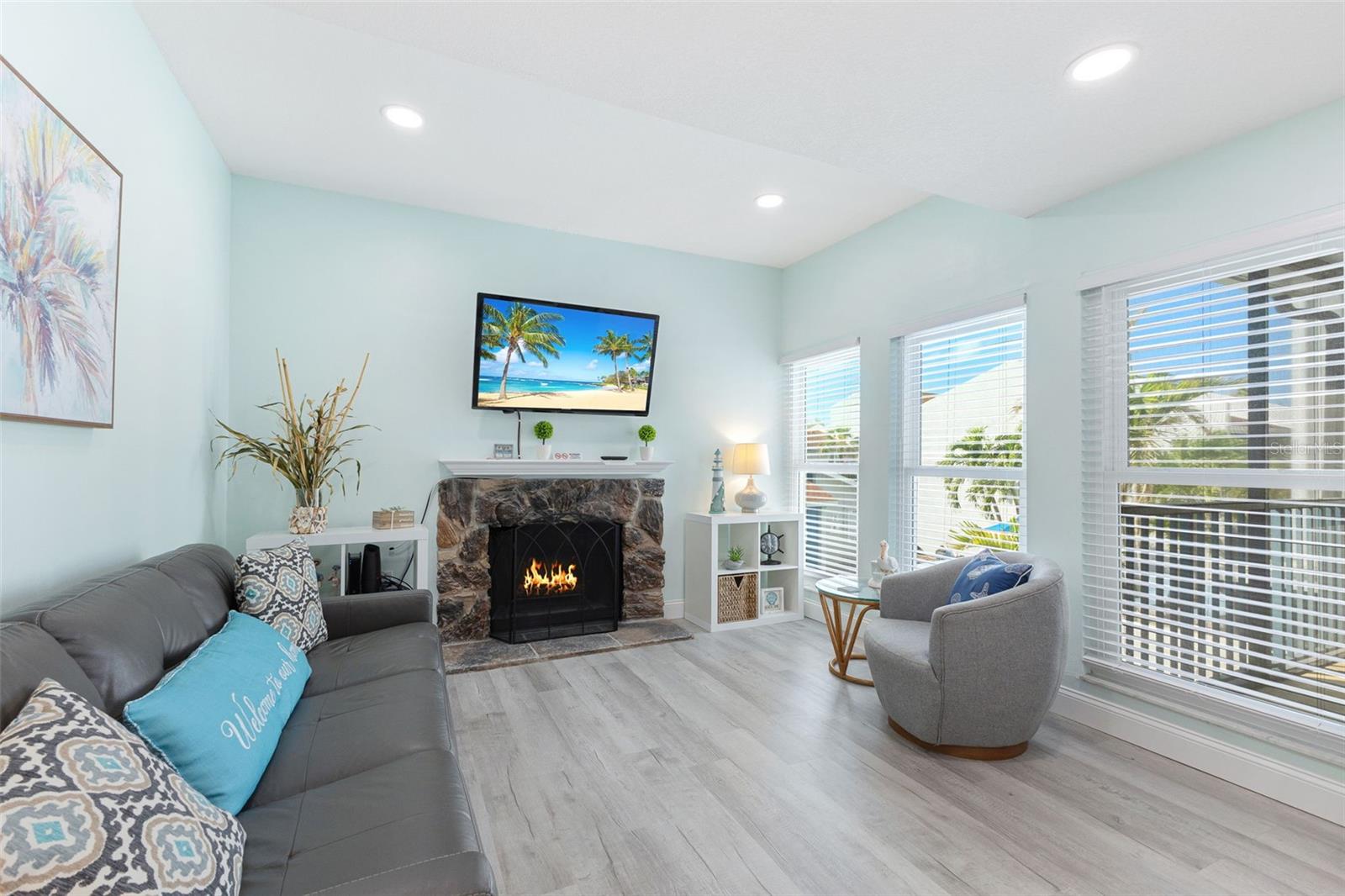 337 REX PLACE G