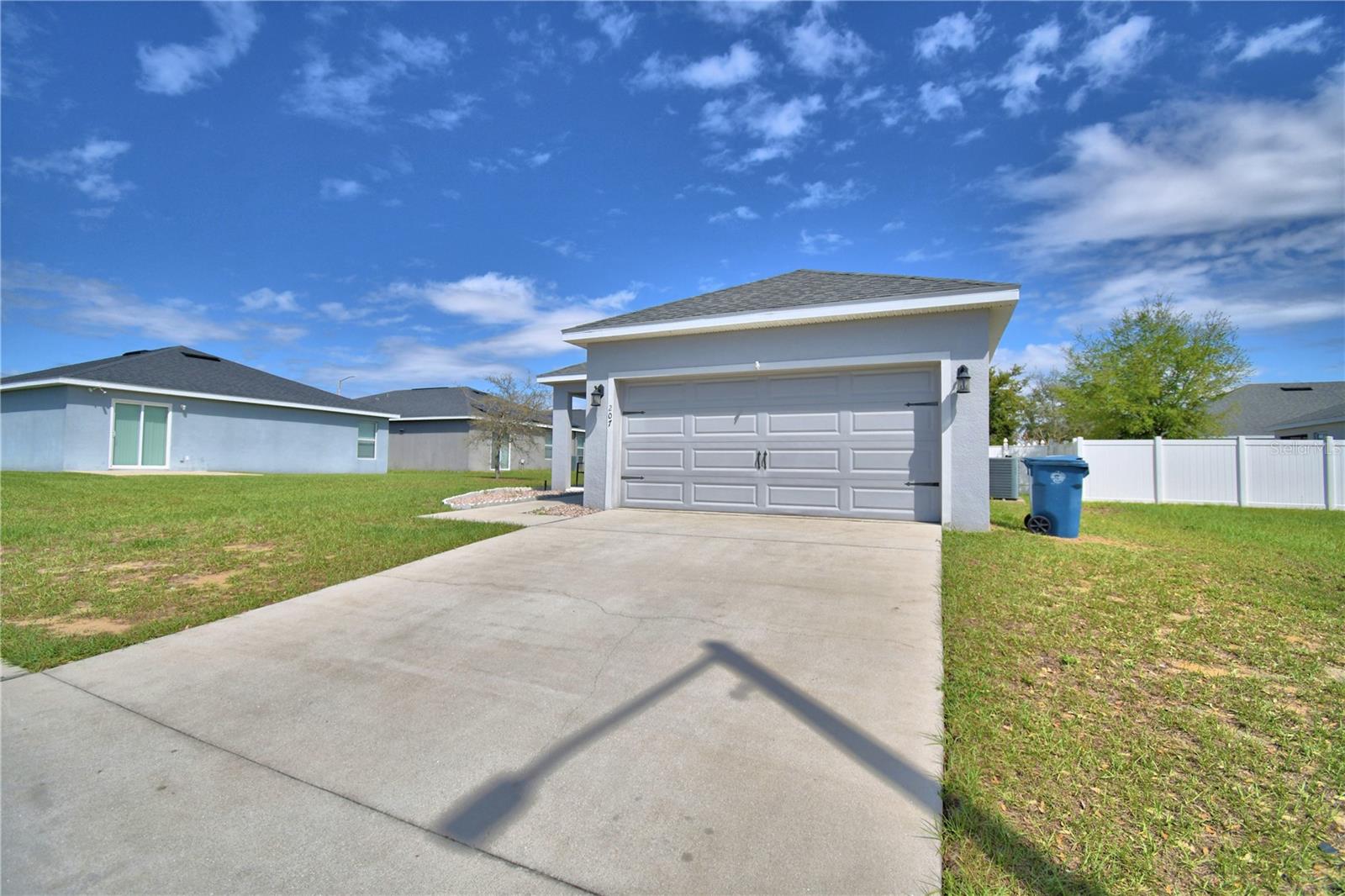 GROVE/HLND MEADOWS - Residential