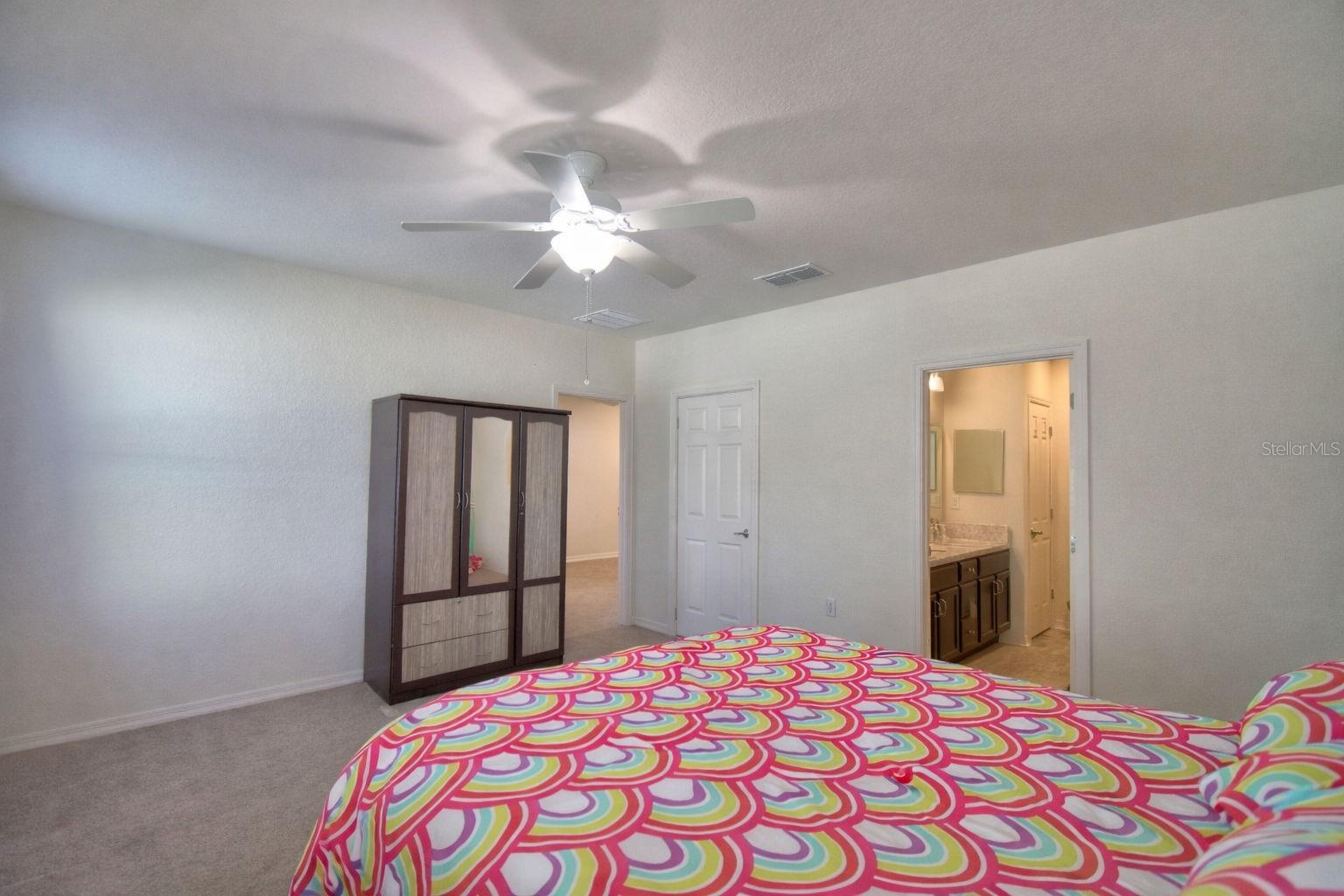 GROVE/HLND MEADOWS - Residential