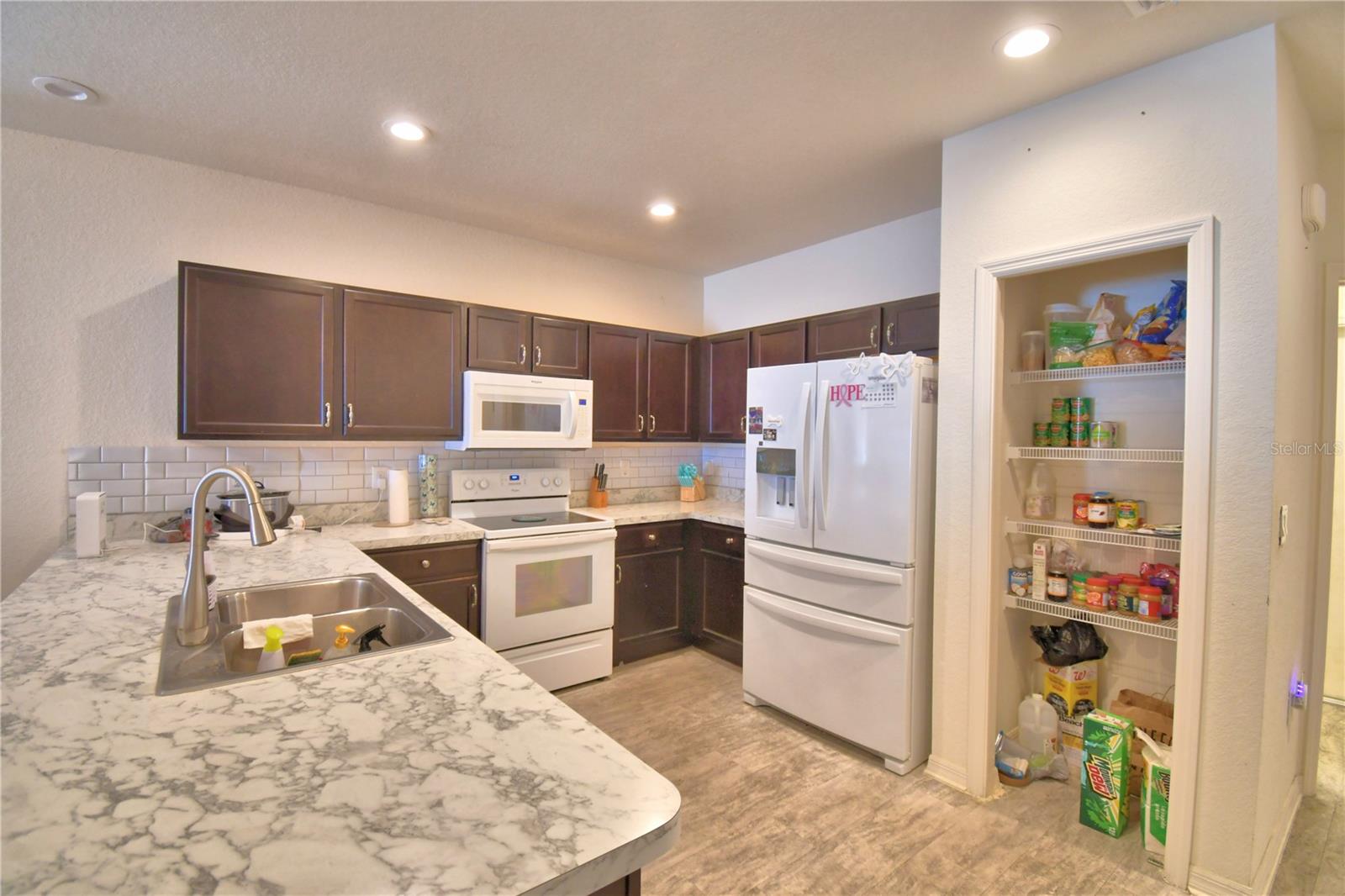 GROVE/HLND MEADOWS - Residential