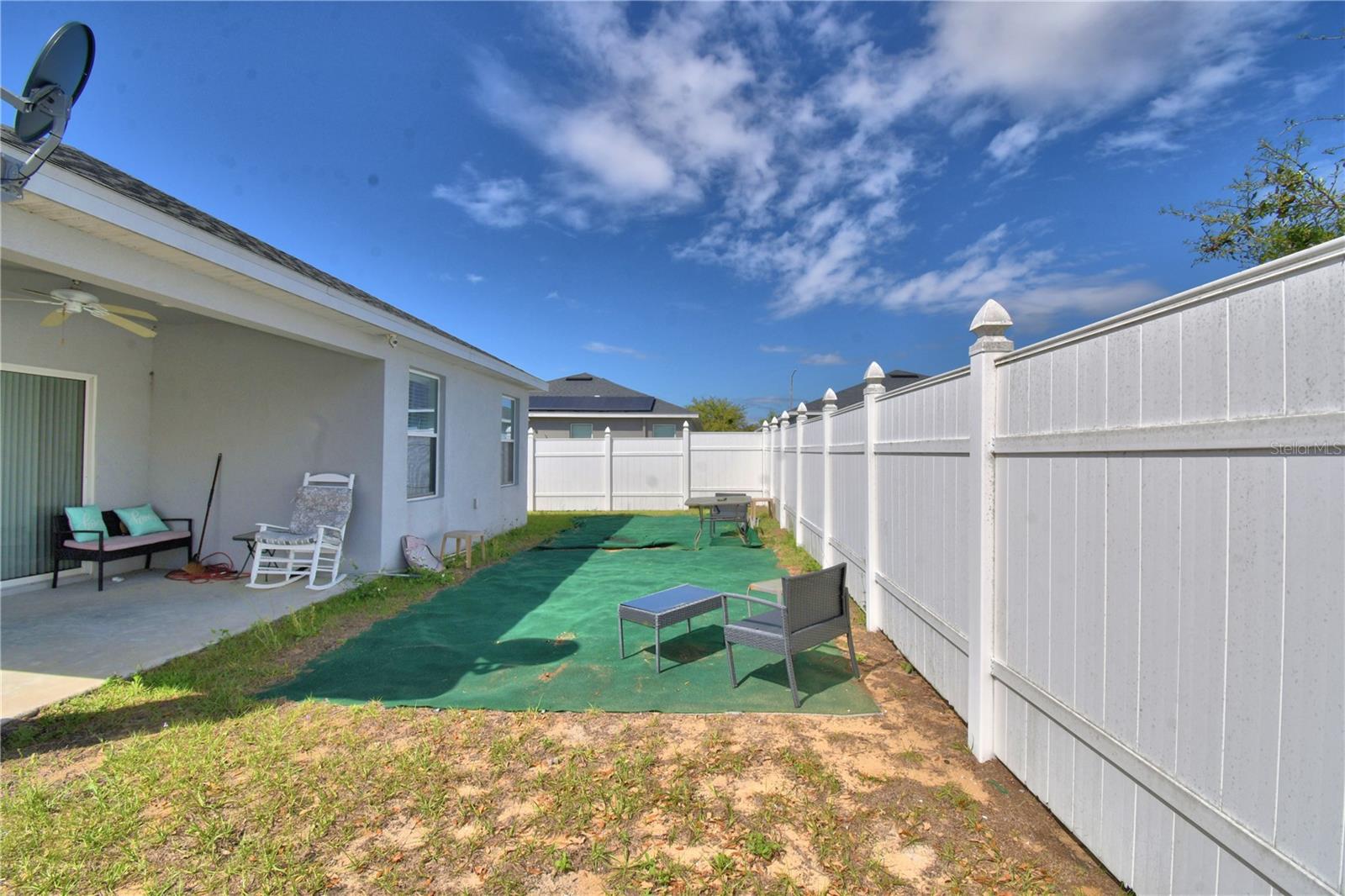 GROVE/HLND MEADOWS - Residential