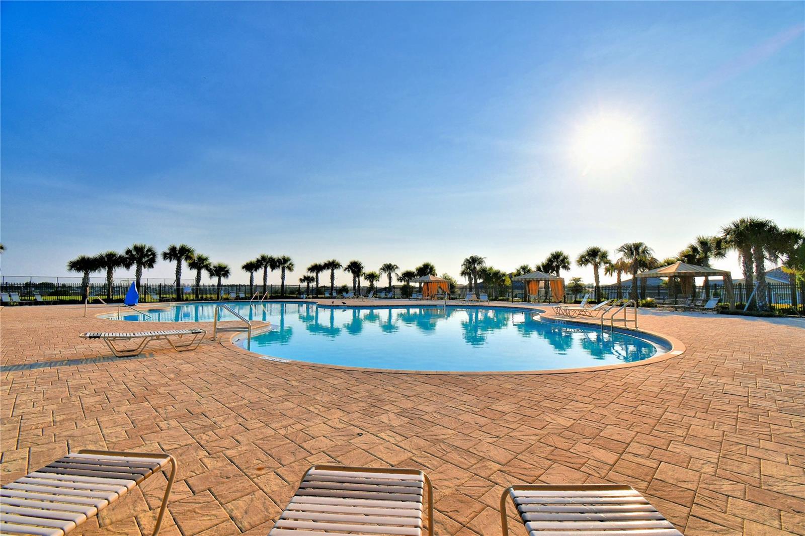 GROVE/HLND MEADOWS - Residential