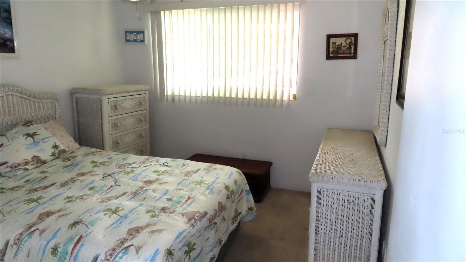 ON TOP OF THE WORLD - Residential