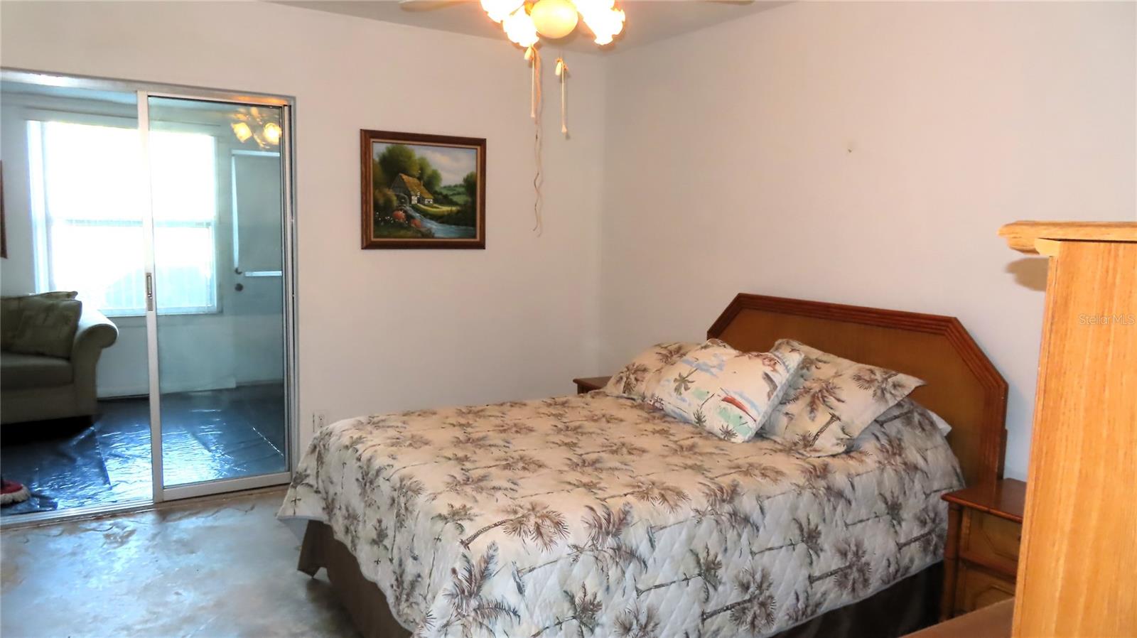 ON TOP OF THE WORLD - Residential